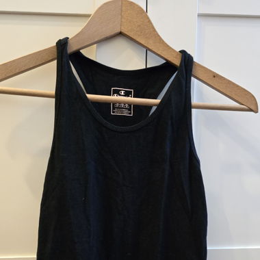 2 Sporttops von Champion