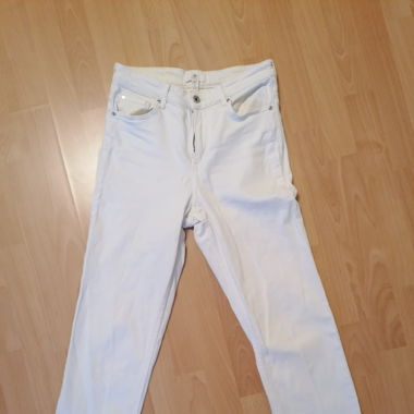 H&M white straight jeans