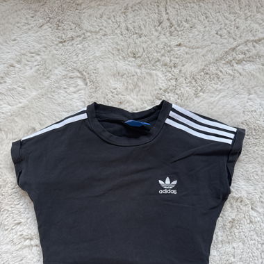 Top adidas