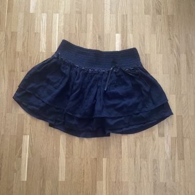 Marineblaue Lagenrock