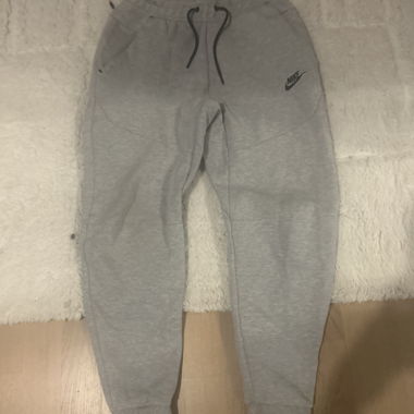 Nike Jogginghose grau