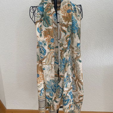 Floral Scarf by La Salle Amsterdam