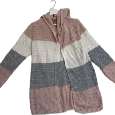 Lässige Strickjacke mit Kapuze von H&M