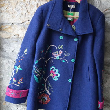 Embroidered Wool Coat Size 36 IVKO