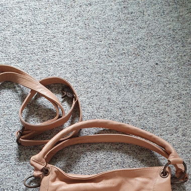 Hand tasche