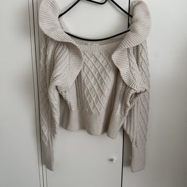 H&M sweater