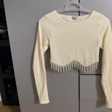White crop top with sparkles 