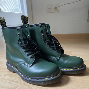 Dr. Martens