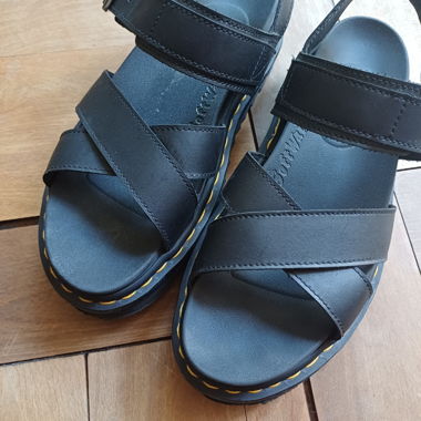 Dr. Martens Sandalen