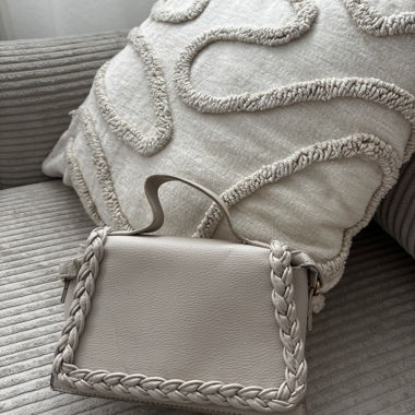 Sac a main beige tresse