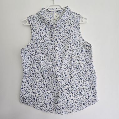 Blouse d'été jamais portée 