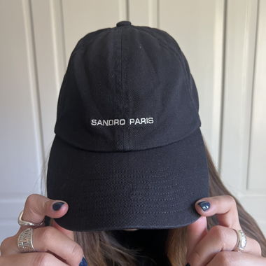 sandro paris cap black