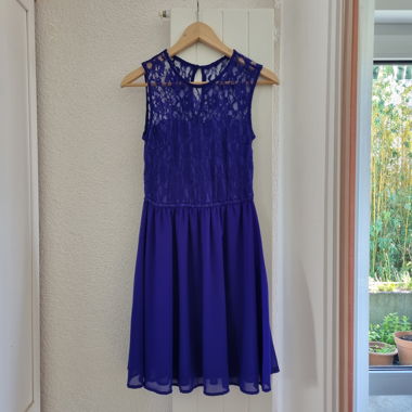 Blaues Cocktailkleid