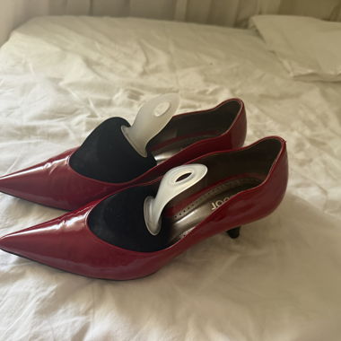 Rote Lack-Pumps aus Leder