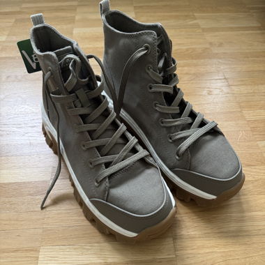 Bottines Skechers kaki vegan, taille 38,5