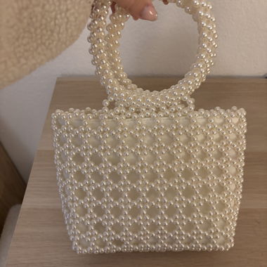 Sac à main en perles blanches