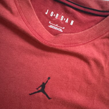 T-shirt Jordan rossa