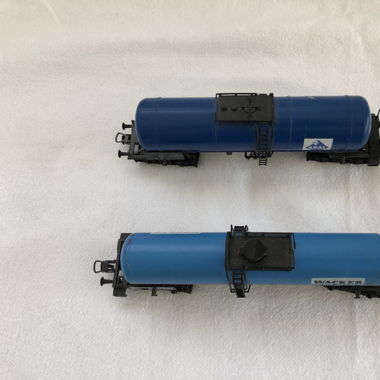 2x Tankwagen Modelleisenbahn