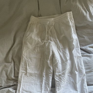 pantaloni di lino bianchi