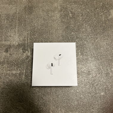 AirPods Pro (2nd gen) – lightly used, warranty