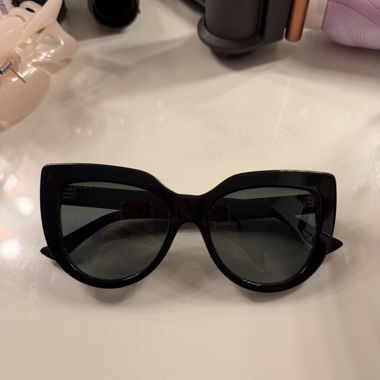 Gucci Black Sunglasses