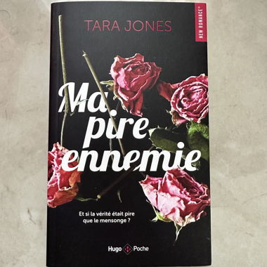 Livre "Ma pire ennemie" Tara Jones
