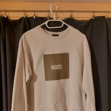 weisser Pullover 