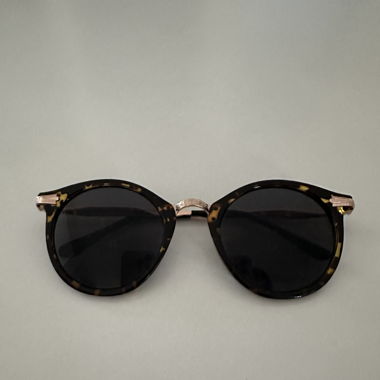 Sonnenbrille