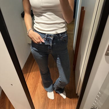 Flared Jeans