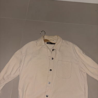 Chemise beige, parfait pour l’été