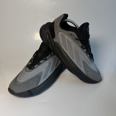 Adidas Ozelia Grey Black Gr. 43 1/3