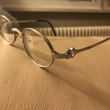 Cartier Metallische runde Brillen