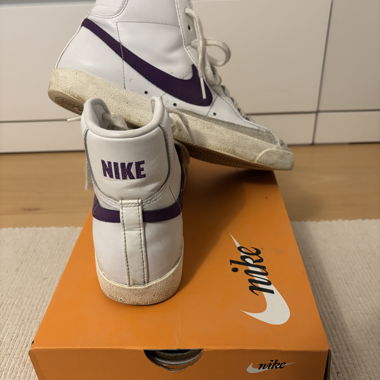 Nike Blazer 77