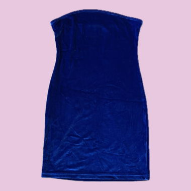 schulterfreies, blaues Minikleid aus Samt