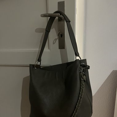 Handtasche