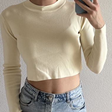 Zara Top mit langen Ärmeln und rückenfreiem Schnitt