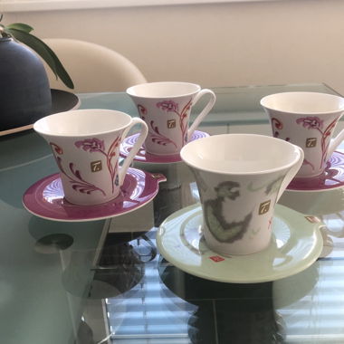 Tasse und Untertasse für Tee T von NESPRESSO