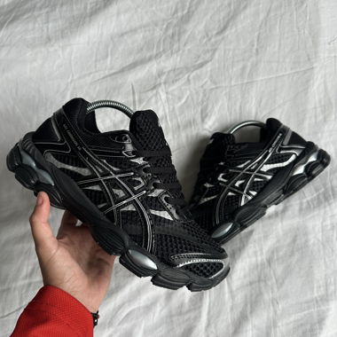 Black Asics Running Shoes