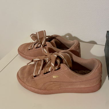 Puma Suede Heart Satin