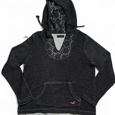 Felpa Hollister nera con bordo in pizzo