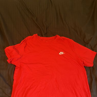 T-shirt Nike rouge 