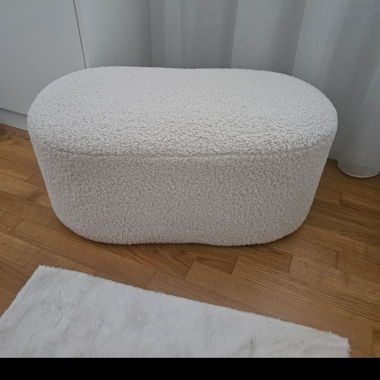 Pouf ovale OREBO en peluche Teddy