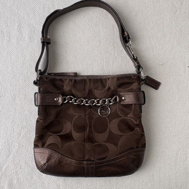 brown coach shoulder bag