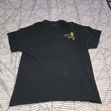 Schwarzes Grafik-T-Shirt XL