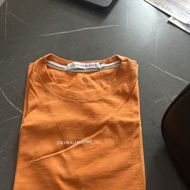T-shirt Calvin Klein (S)