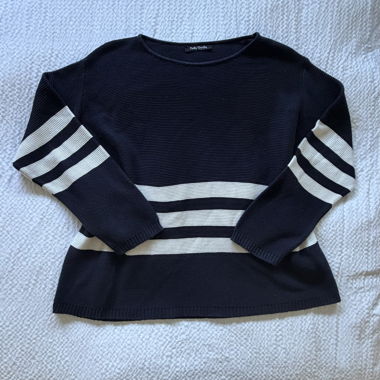 Maglione blu navy a righe