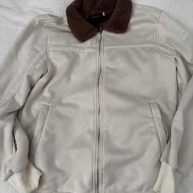 Kinikiss Jacke mit Kunstfellkragen
