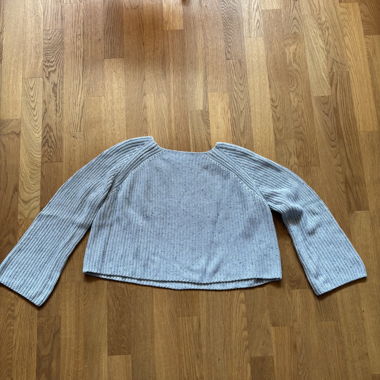 Cropped Pullover mit weiten Ärmel
