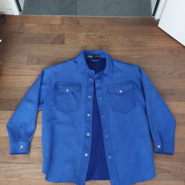 Blaue Jacke