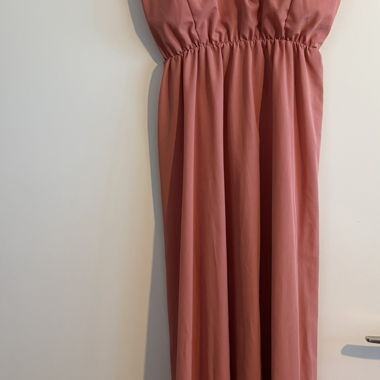 Rosa Sommerkleid mit Spaghettitraegern